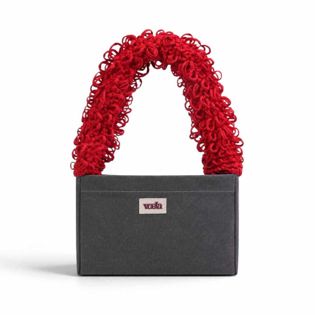 e70ae2bb-c4b2-4532-a102-d359cbf5b010-photoroom Red Ruffle - Görsel 1